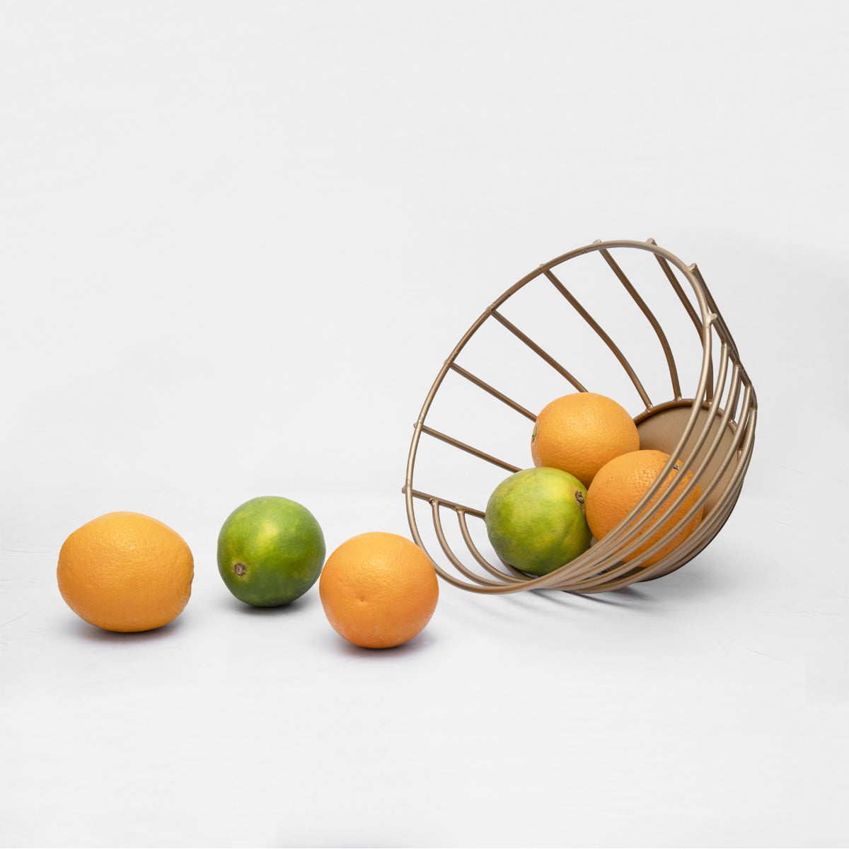 Guldasta Fruit Basket (Gold) Chokhat