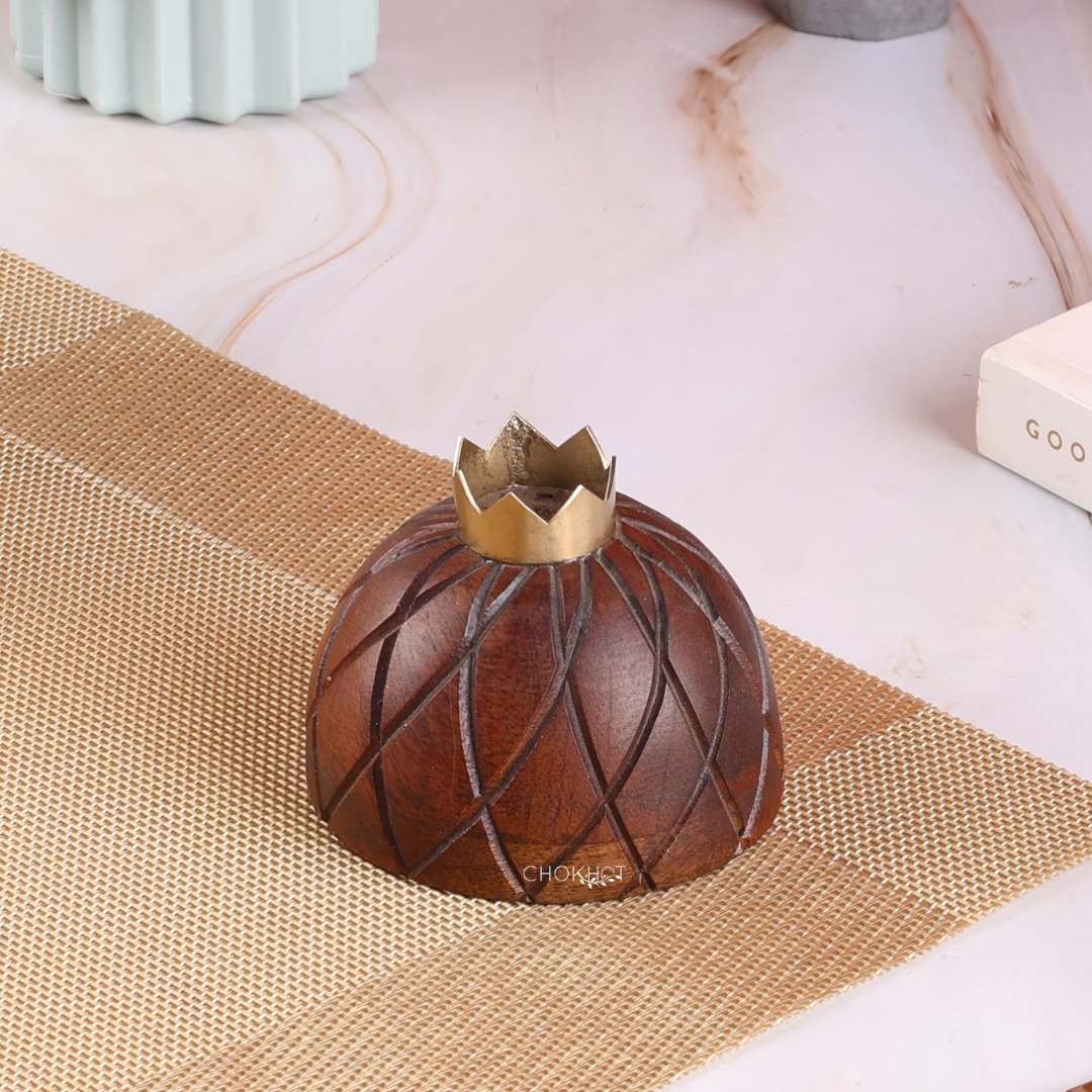 Mango wood pineapple salt pepper shakers