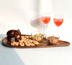 Wooden platter with an elephant